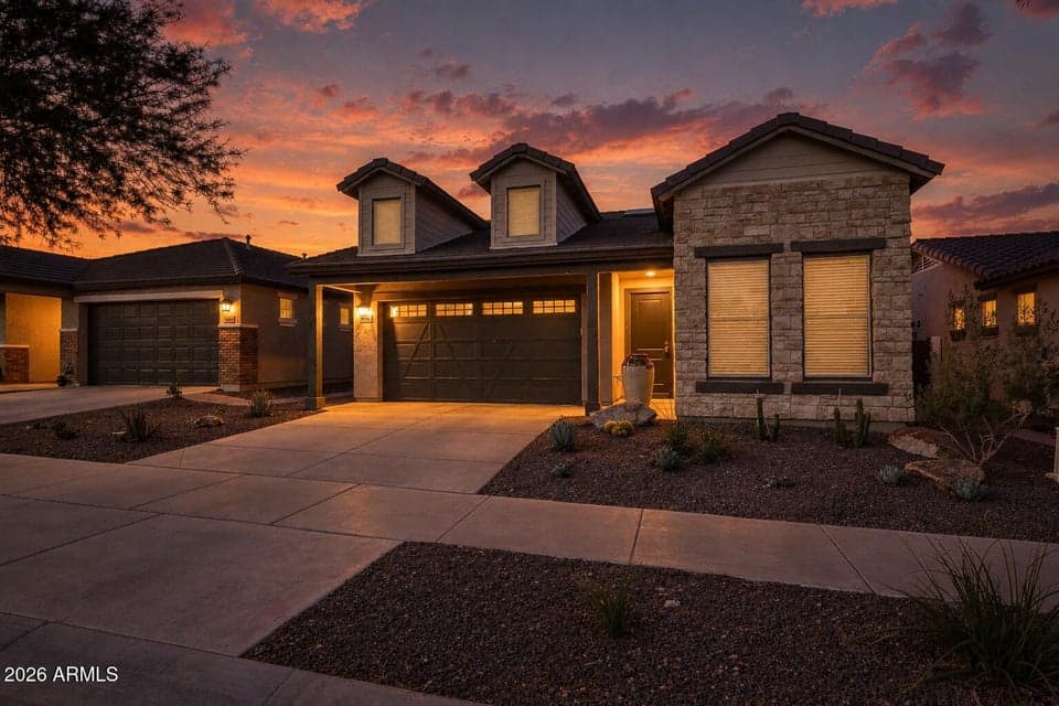 4813 N 204TH Avenue, Buckeye, AZ 85396 — photo 1 of 50