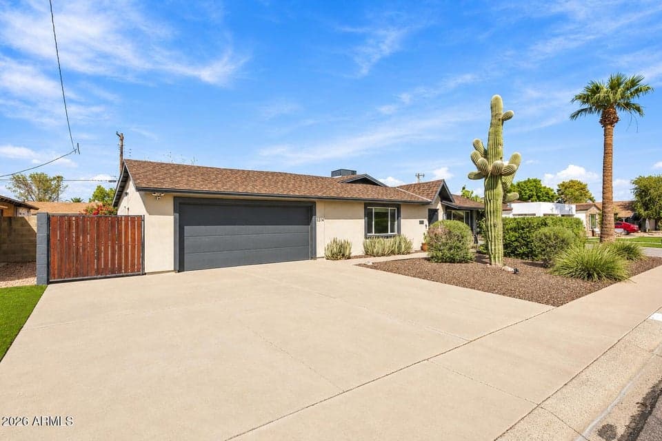 8314 E TURNEY Avenue, Scottsdale, AZ 85251 — photo 1 of 39
