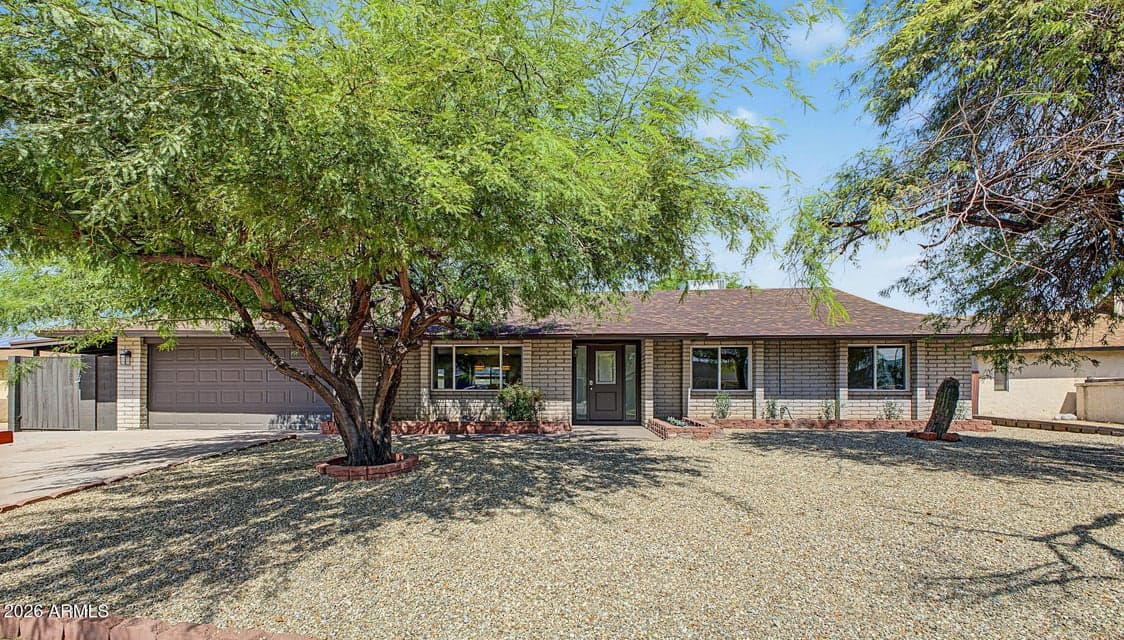 3008 W GAIL Road, Phoenix, AZ 85029 — photo 1 of 28