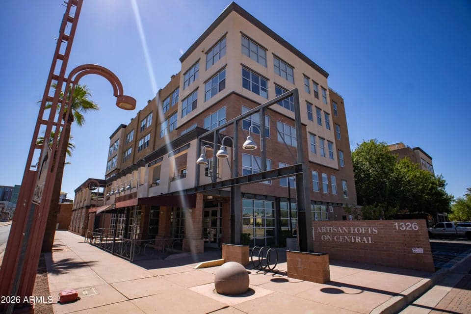 1326 N CENTRAL Avenue 409, Phoenix, AZ 85004 — photo 1 of 25