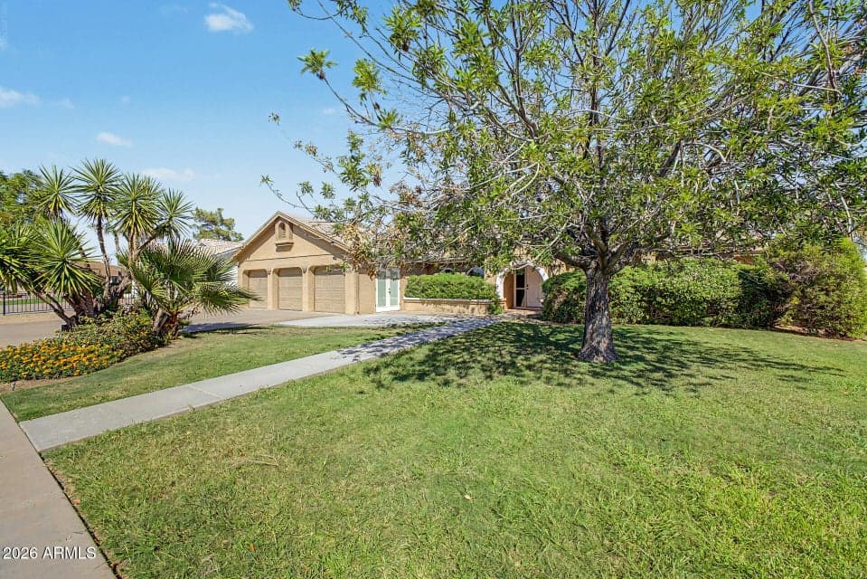 15217 N 60TH Street, Scottsdale, AZ 85254 — photo 1 of 31