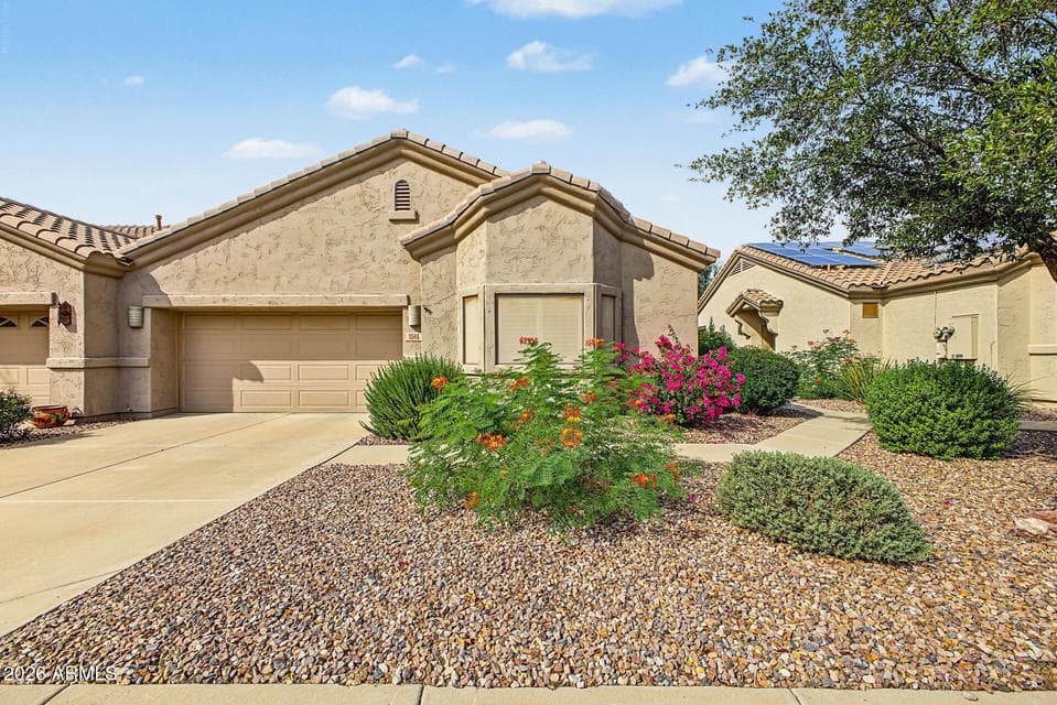 1546 E MANOR Drive, Casa Grande, AZ 85122 — photo 1 of 21