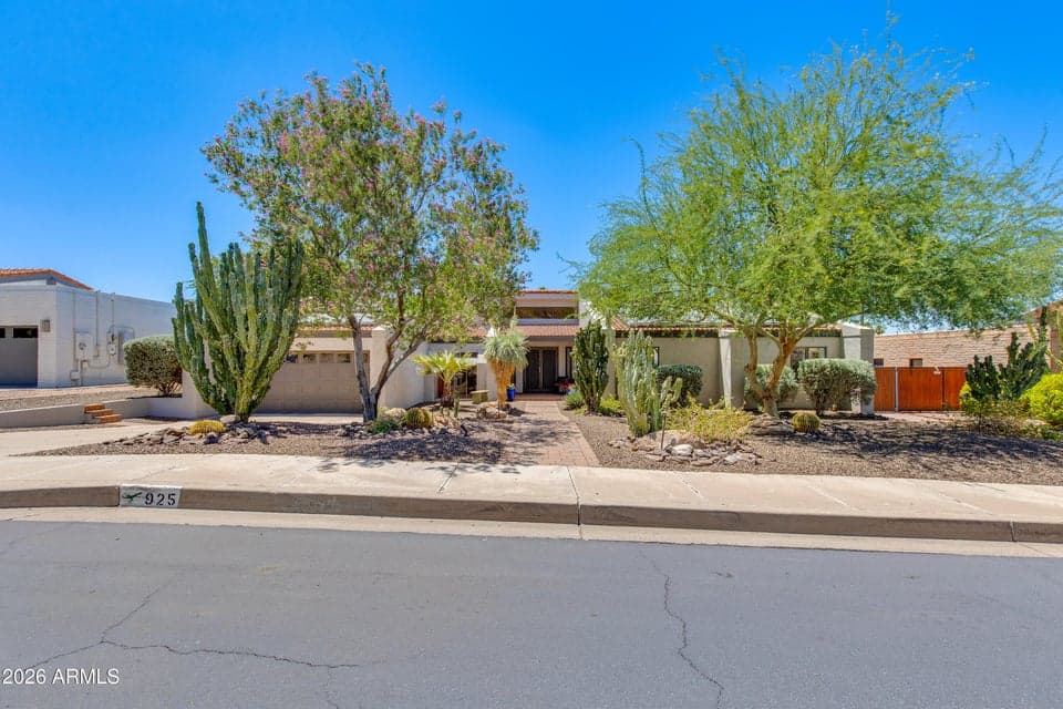 925 E WALTANN Lane, Phoenix, AZ 85022 — photo 1 of 56