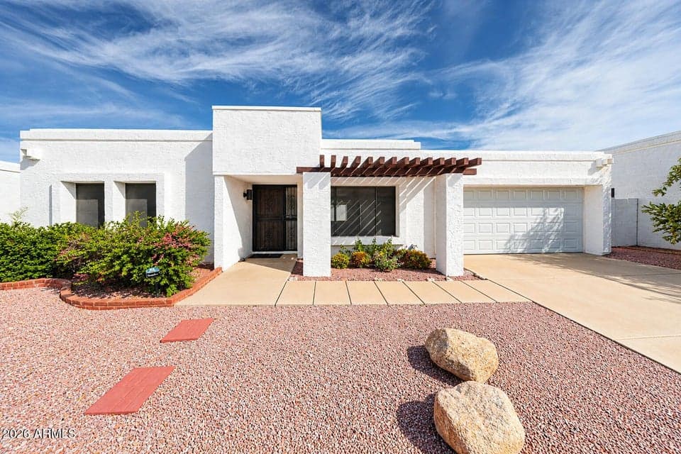 1014 E VILLA MARIA Drive, Phoenix, AZ 85022 — photo 1 of 25