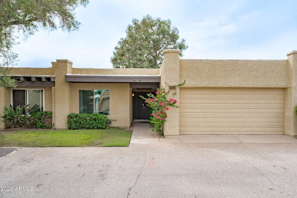 6226 N 22ND Drive, Phoenix, AZ 85015 — photo 1 of 26