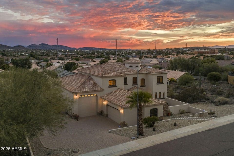 2109 E KERRY Lane, Phoenix, AZ 85024 — photo 1 of 43