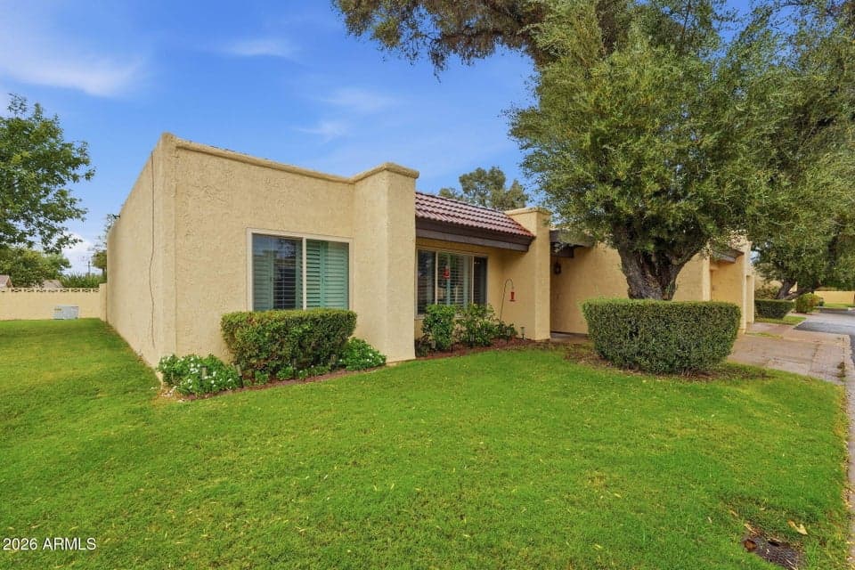 6222 N 22ND Drive, Phoenix, AZ 85015 — photo 1 of 37