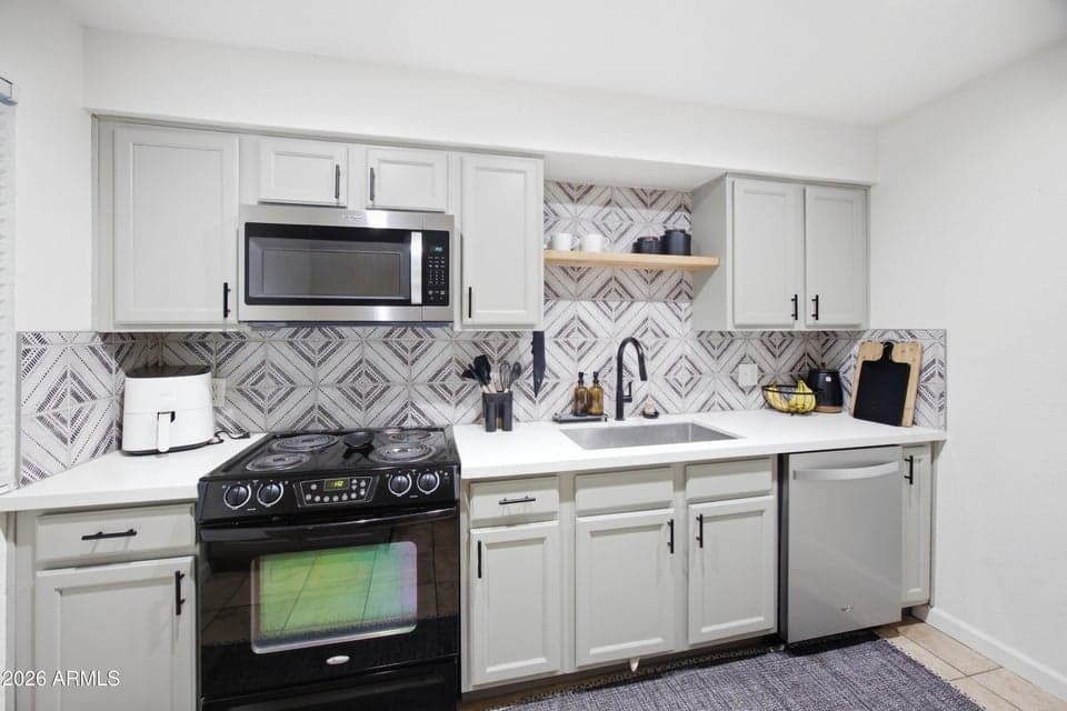 3402 N 32nd Street 163, Phoenix, AZ 85018 — photo 1 of 21
