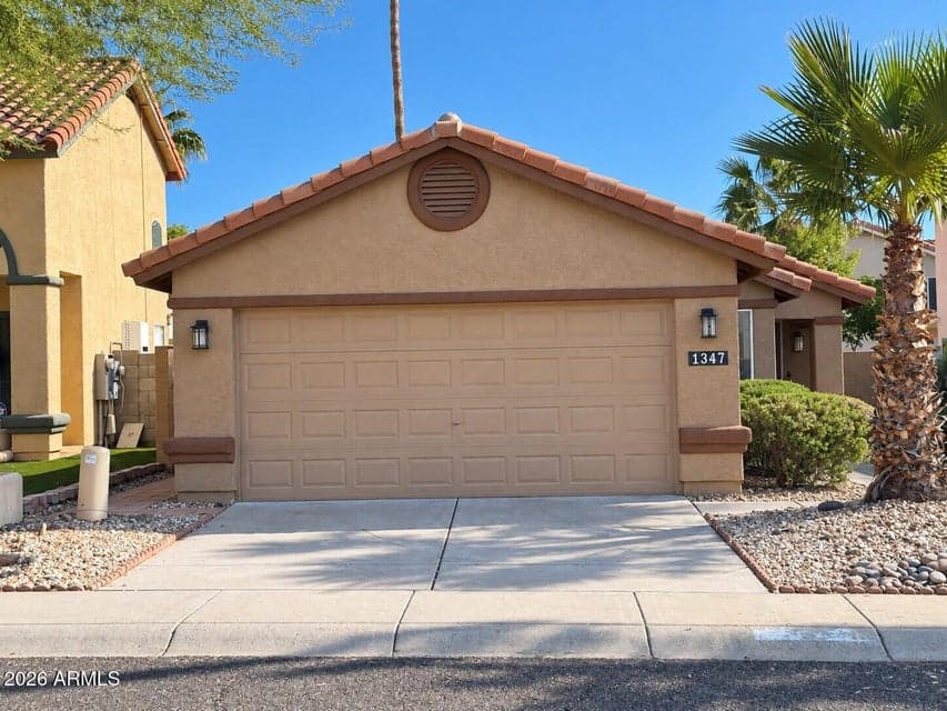 1347 E MURIEL Drive, Phoenix, AZ 85022 — photo 1 of 30