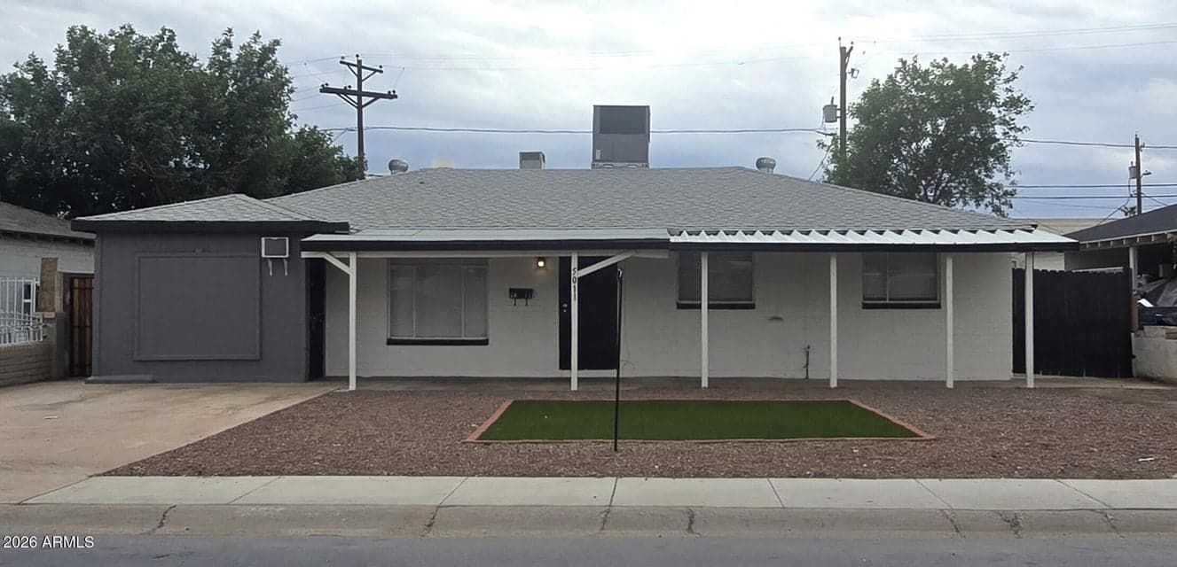5011 W MACKENZIE Drive, Phoenix, AZ 85031 — photo 1 of 21