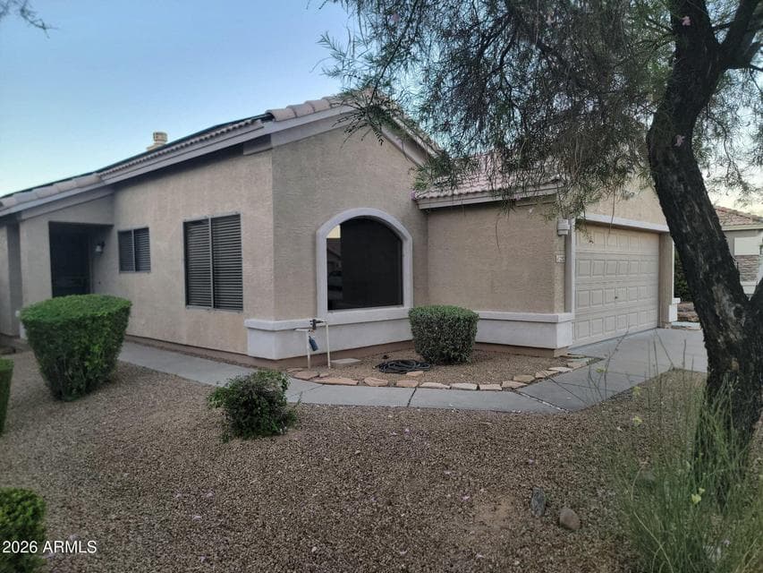 2252 E MARIPOSA GRANDE, Phoenix, AZ 85024 — photo 1 of 56