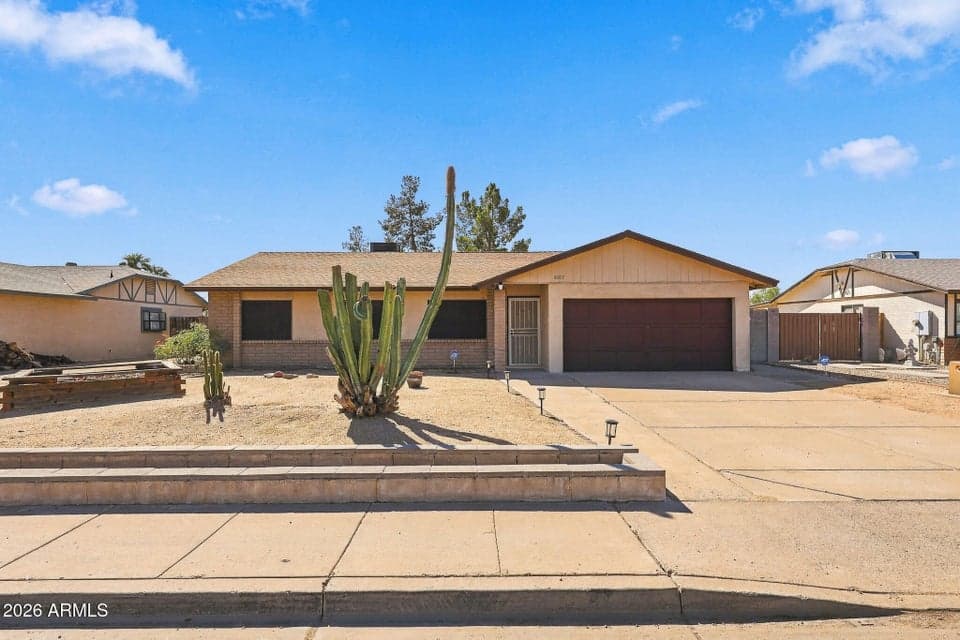 10809 W CAMPBELL Avenue, Phoenix, AZ 85037 — photo 1 of 31