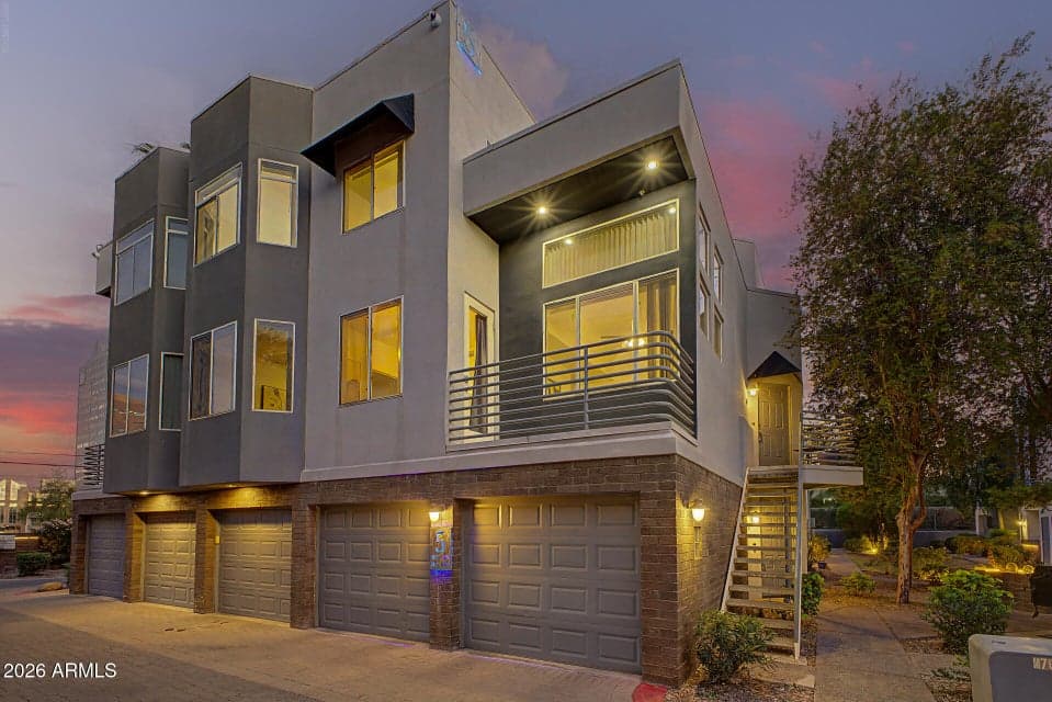 3633 N 3RD Avenue 2031, Phoenix, AZ 85013 — photo 1 of 52