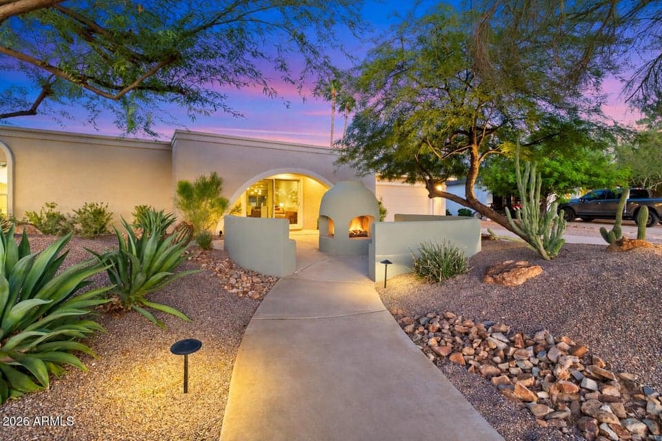 3315 E MALAPAI Drive, Phoenix, AZ 85028 — photo 1 of 48