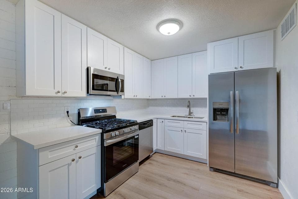 6413 S 21ST Place, Phoenix, AZ 85042 — photo 1 of 25