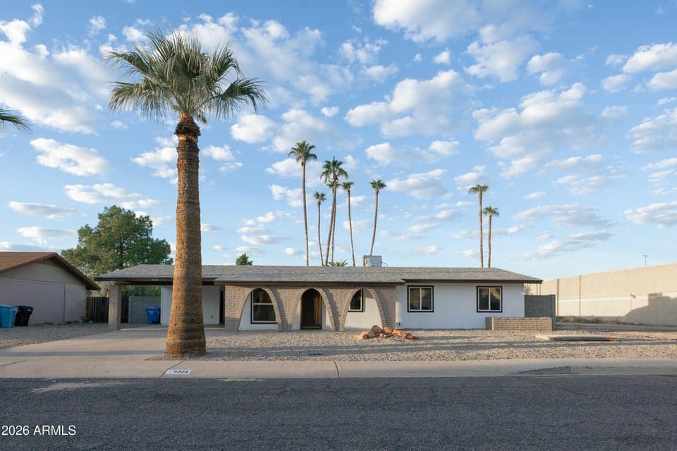 3322 E BLOOMFIELD Road, Phoenix, AZ 85032 — photo 1 of 20