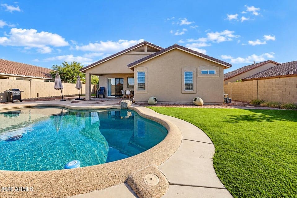 7808 W NORTHVIEW Avenue, Glendale, AZ 85303 — photo 1 of 42