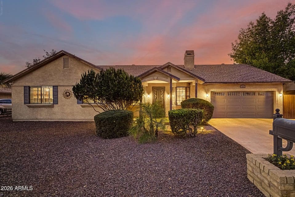 11842 N 82ND Drive, Peoria, AZ 85345 — photo 1 of 51