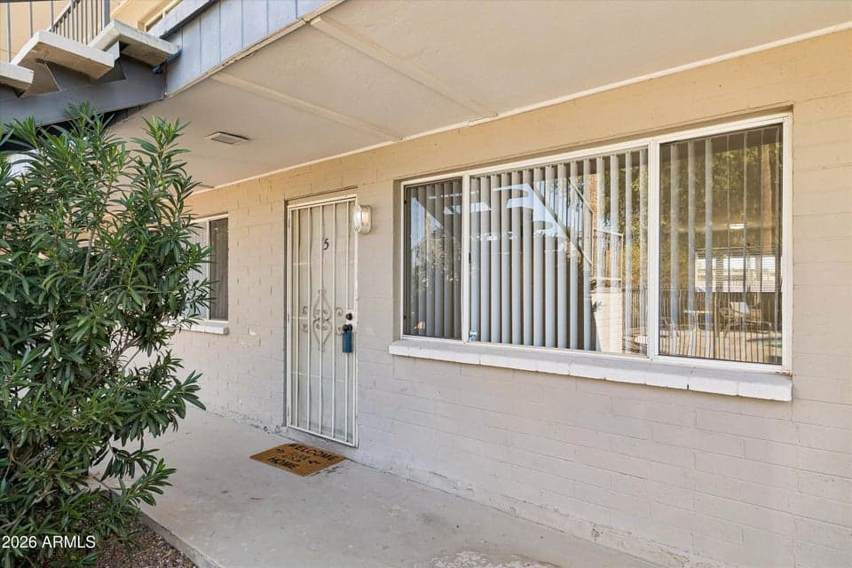 1111 E Turney Avenue 5, Phoenix, AZ 85014 — photo 1 of 20