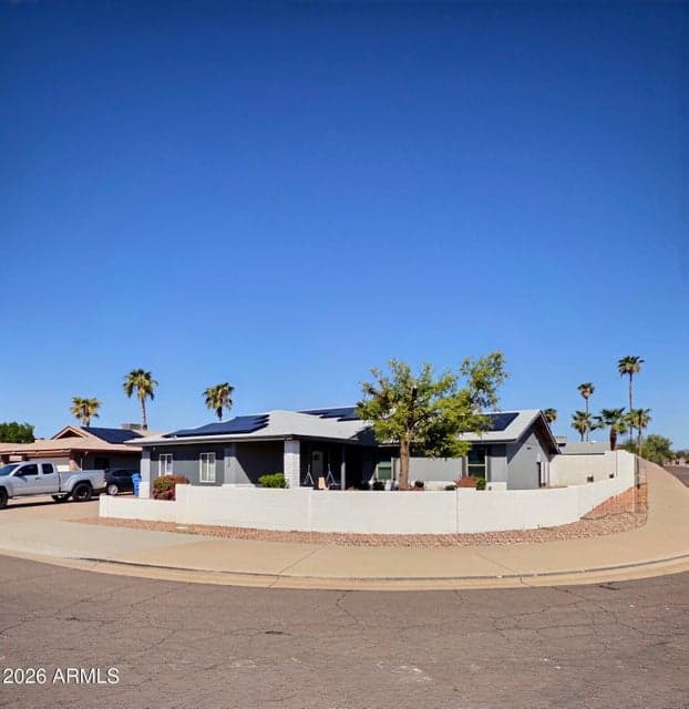 222 W WESCOTT Drive, Phoenix, AZ 85027 — photo 1 of 24