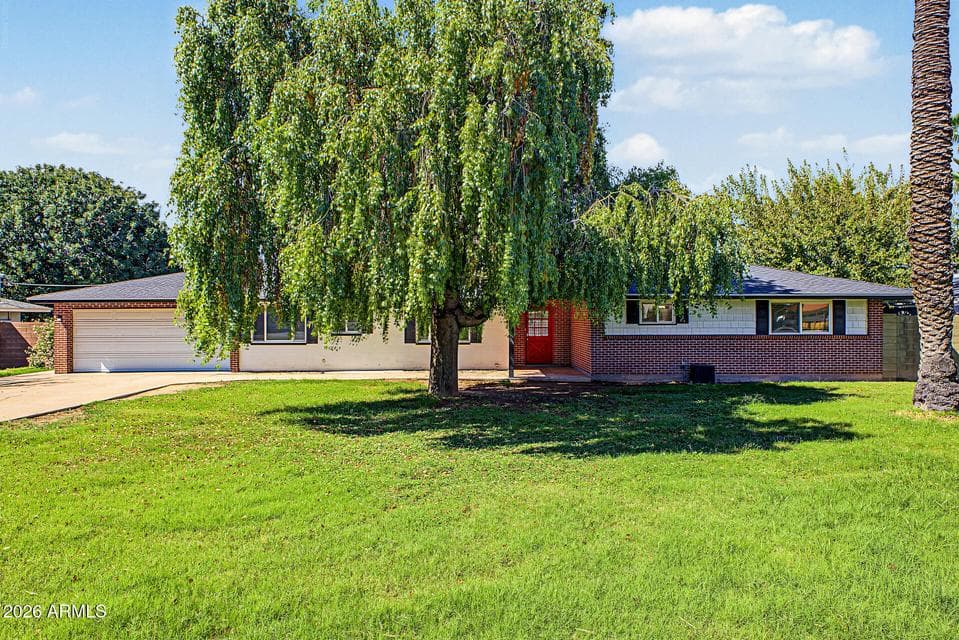 7710 N 7TH Avenue, Phoenix, AZ 85021 — photo 1 of 44