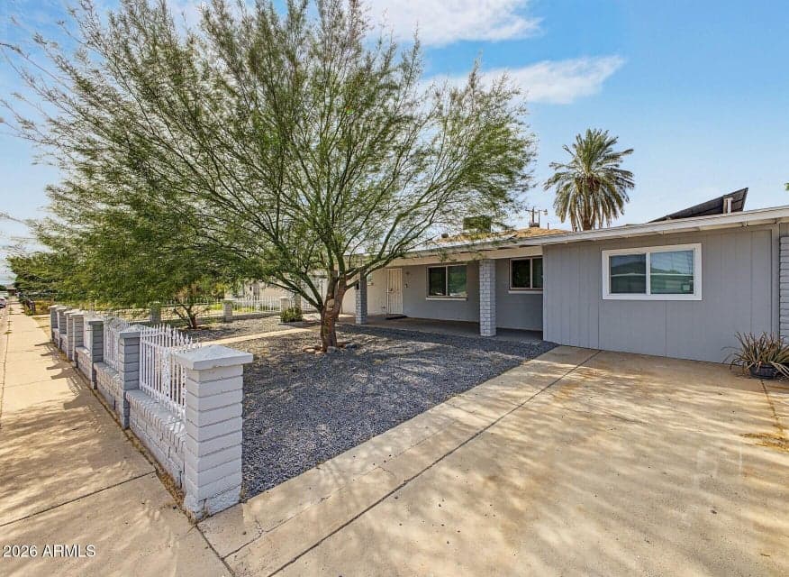 8806 N 28th Drive, Phoenix, AZ 85051 — photo 1 of 36