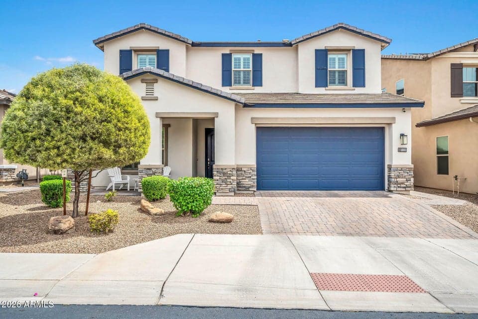 18003 N 66TH Way, Phoenix, AZ 85054 — photo 1 of 68