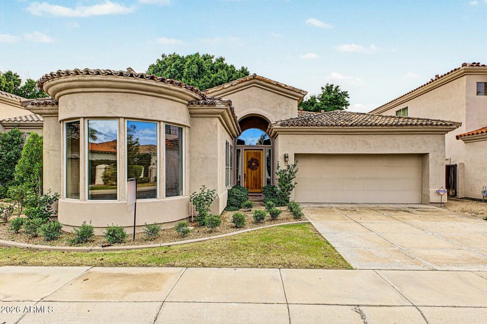 7601 N CENTRAL Avenue 10, Phoenix, AZ 85020 — photo 1 of 28