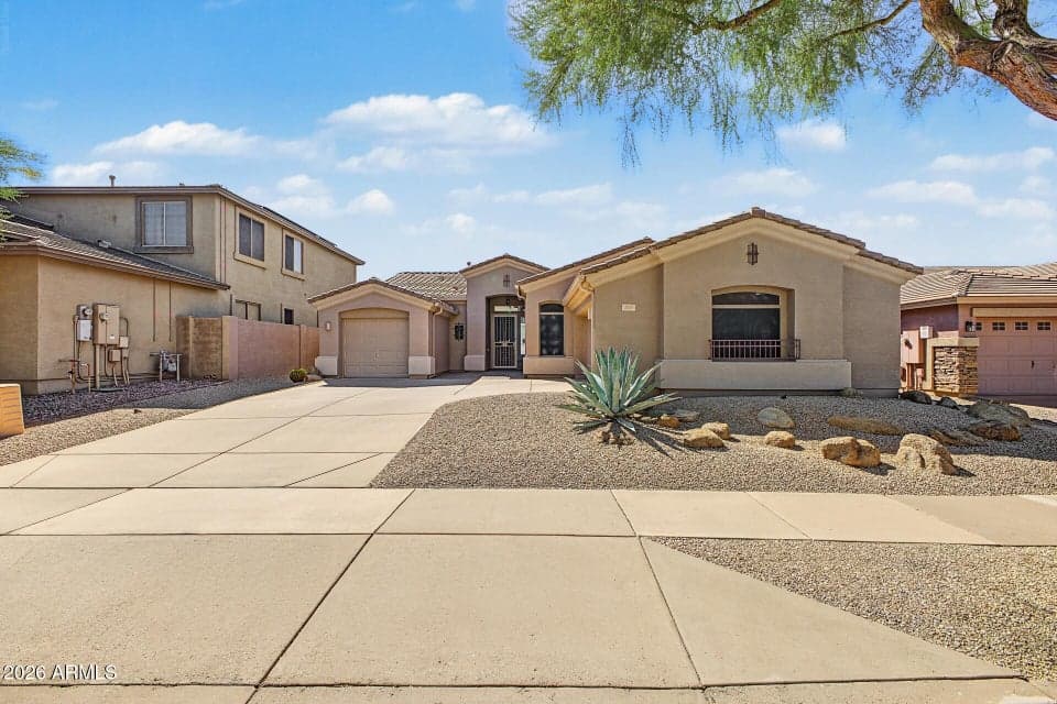 2757 W VIA CALABRIA Way, Phoenix, AZ 85086 — photo 1 of 36