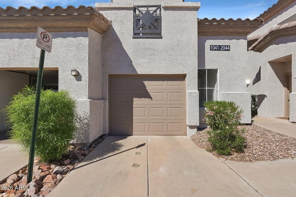 3236 E CHANDLER Boulevard 2043, Phoenix, AZ 85048 — photo 1 of 31