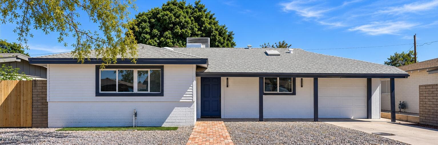 4628 E HOLLY Street, Phoenix, AZ 85008 — photo 1 of 2