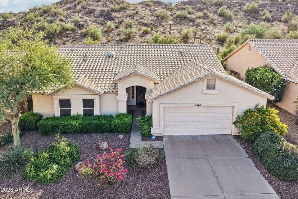 2307 E TAXIDEA Way, Phoenix, AZ 85048 — photo 1 of 51