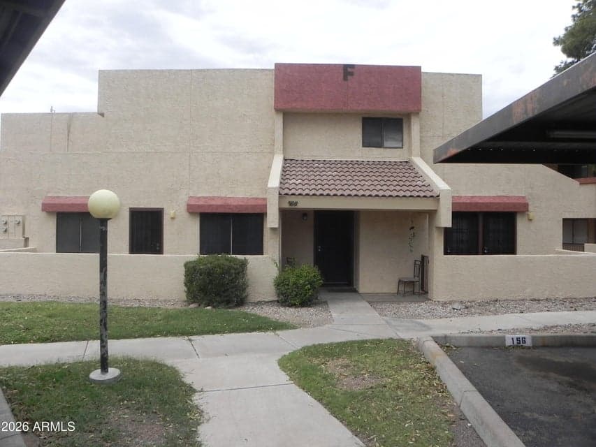 This unit shines with its exterior paint completed in 2026.