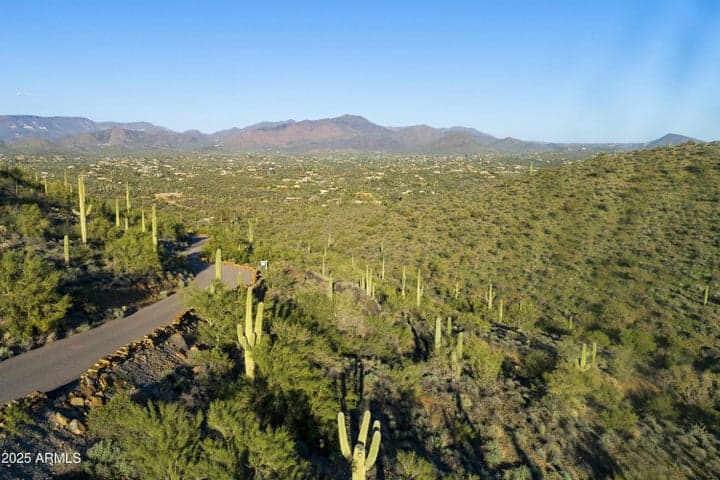 39334 N OLD STAGE Road #-, Cave Creek, AZ
