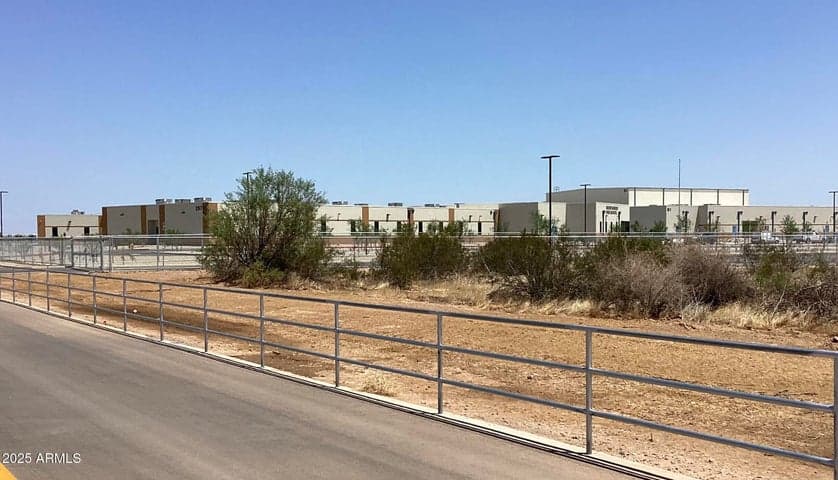 221xx W Dove Wing Way #0, Wittmann, AZ