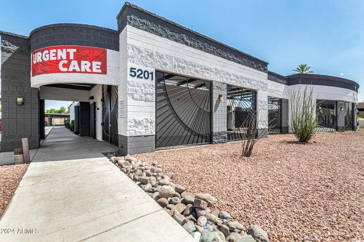 5201 N 19TH Avenue, Phoenix, AZ