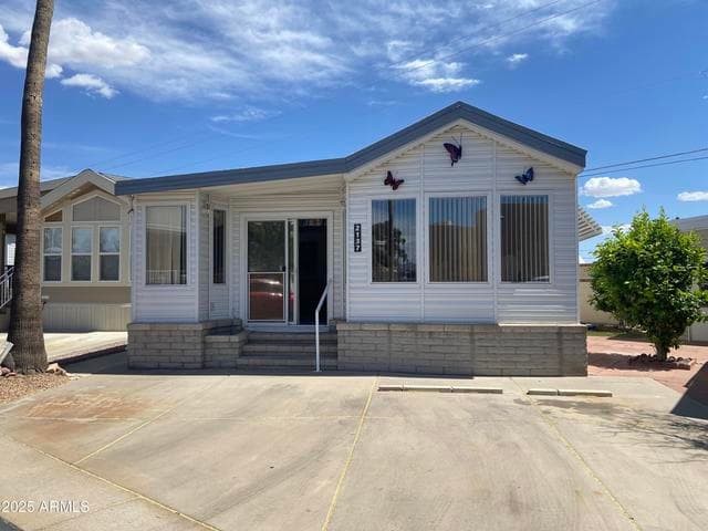 2137 W Erie Avenue #137, Apache Junction, AZ