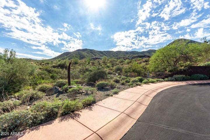 14235 E LONE WOLF Trail #114, Fountain Hills, AZ