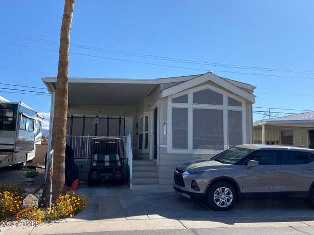 1358 W KiOWA Circle #358, Apache Junction, AZ