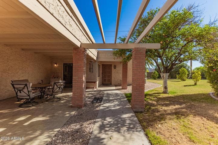 217 LEISURE WORLD --, Mesa, AZ