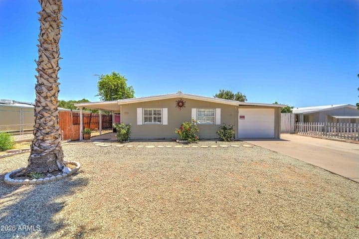 8705 E CORALBELL Avenue, Mesa, AZ