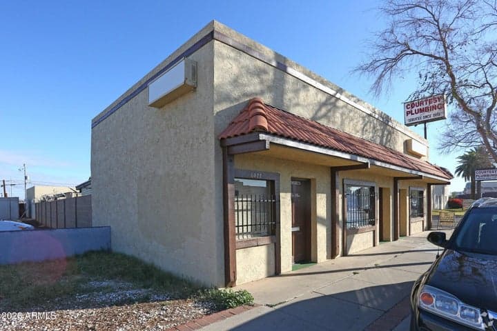 6018 W Glendale Avenue, Glendale, AZ