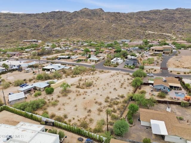 2436 E WINSTON Drive #16B, Phoenix, AZ