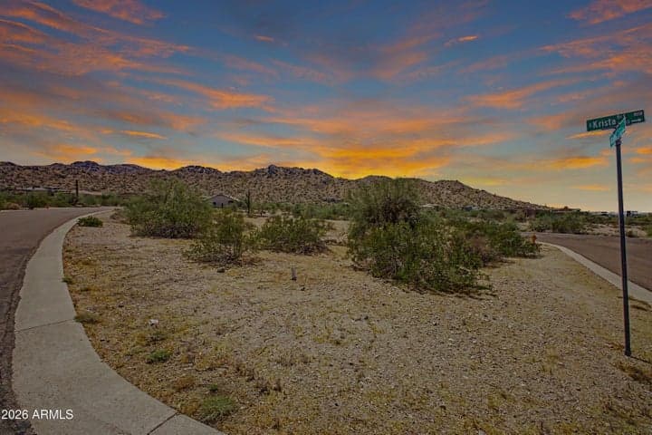 9400 S KRISTA Drive #76, Goodyear, AZ