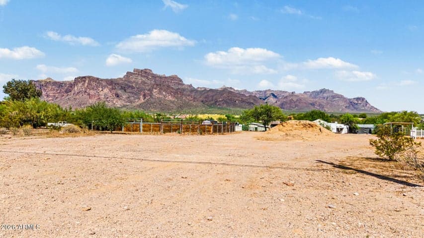 319 S MULESHOE Road #016D, Apache Junction, AZ