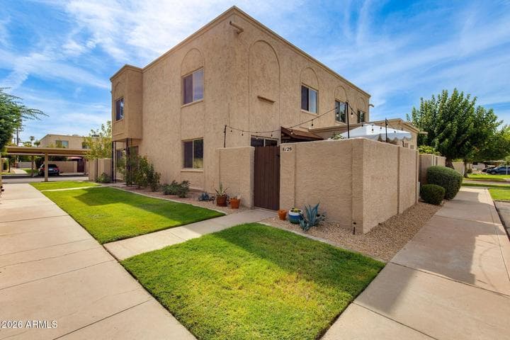 8129 E GLENROSA Avenue, Scottsdale, AZ