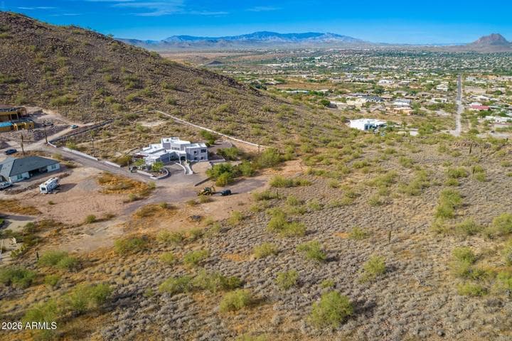37859 N 34th Avenue #B, Phoenix, AZ